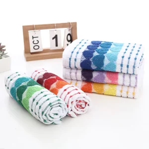 Cute Heart Striped Cotton Household Kitchen Towels Ultra Absorbent Reusable Quick Dry Dish Cloths for Daily Kitchen Cleaning