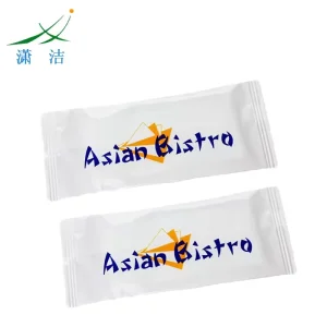 Eco Friendly Soft Non Woven Travel Size Wet Wipes with Lemon Hand Individually Wrapped Cleansing Wipes