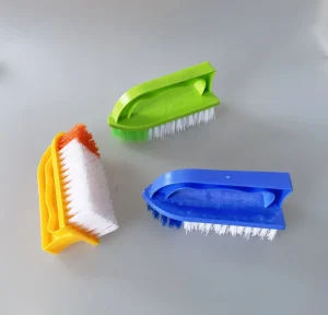 Economic Hand Scrub Brush with Plastic Handle and PP Bristles for Household Cleaning