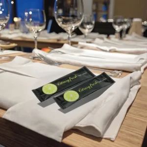 Single Pack Spunlace Non Woven Disposable Wet Wipes Refreshing Restaurant Face and Body Cleansing for Daily Use