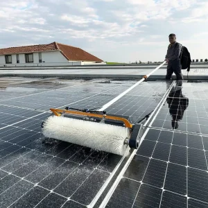 Solar Panel Cleaning Tools Telescopic Power Roller Brush Machine for Photovoltaic Station with 1 Year Warranty Model 000318